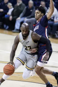 Willie Jackson vs Howard