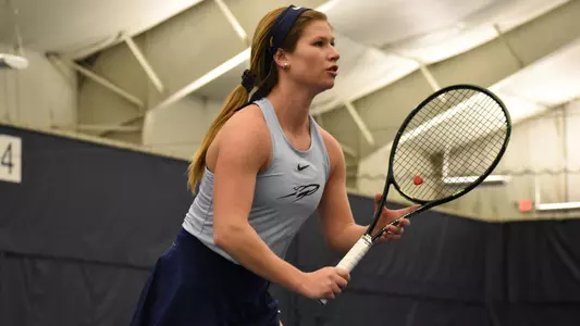 Claire Aleck vs. Tiffin