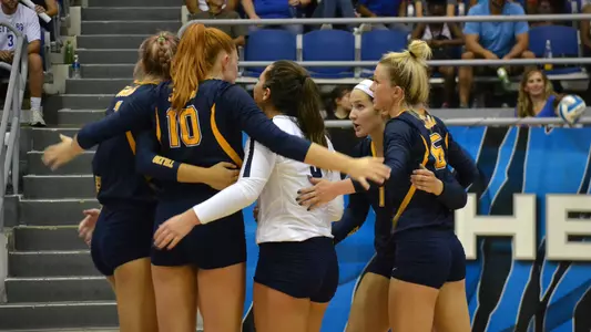 Volleyball vs. Memphis (2019)