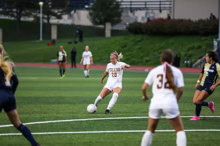 Olivia Dault vs. Akron