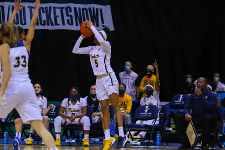 Quinesha Lockett Shot Attempt vs Buffalo