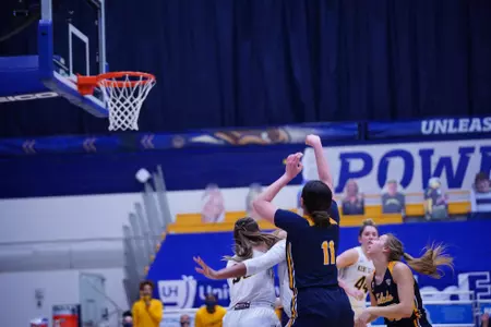 Mali Morgan-Elliot Shot Attempt vs Kent State