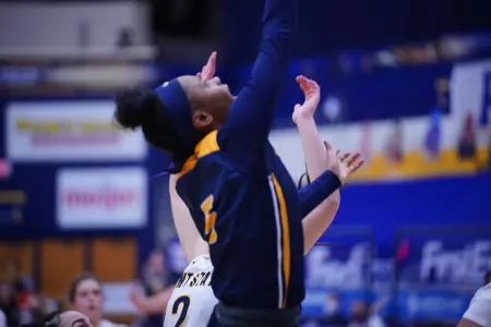Quinesha Lockett Shot Attempt vs Kent State