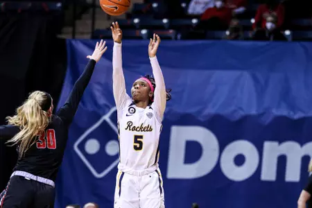 Quinesha Lockett Shot Attempt vs Ball State