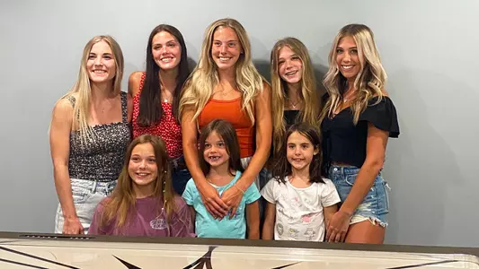 Alexia Moehling with sisters