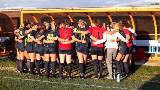 Toledo women's soccer huddle