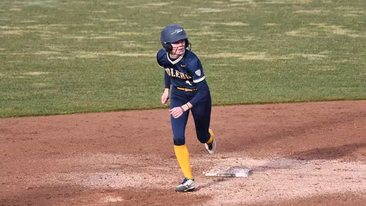 Sydney McKeever vs. BG