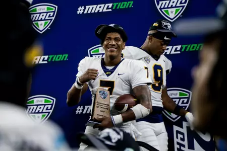 Dequan Finn with Trophy