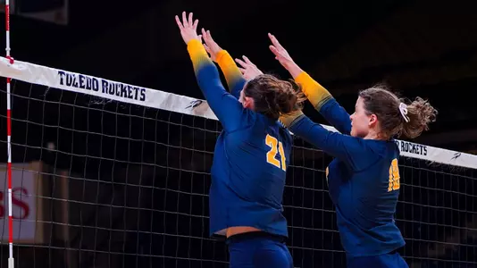 Izzy Granger and Abby Erickson vs. Buffalo