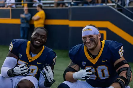Tyler Long x David Nwaogwugwu (vs Western Michigan Sep.23)