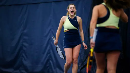 Julia Kuszynski vs. Army