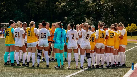 Toledo women's soccer huddle