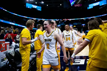 Sophia Wiard at MAC Tourney