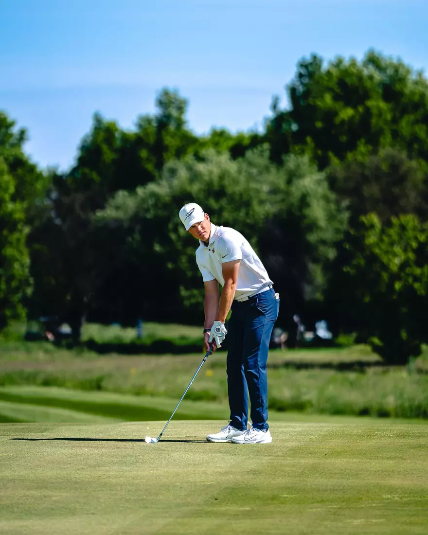 Barend Botha at NCAA West Lafayette Regional