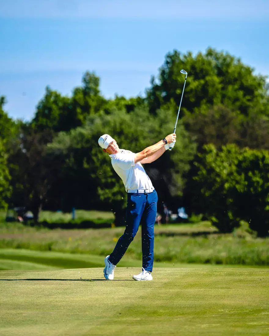 Barend Botha at NCAA West Lafayette Regional