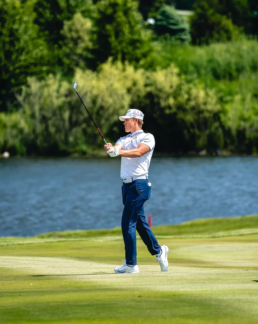 Barend Botha at NCAA West Lafayette Regional