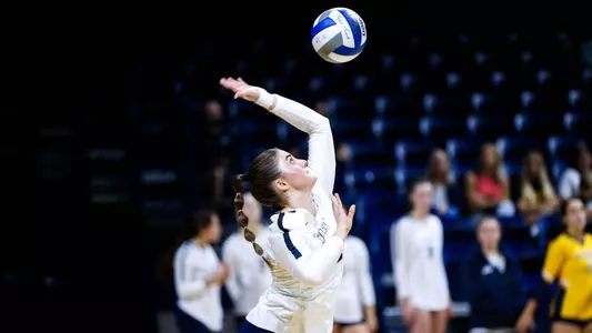 Macy Hatkevich Serving