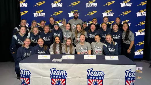 SB - Kelsie Signing Day