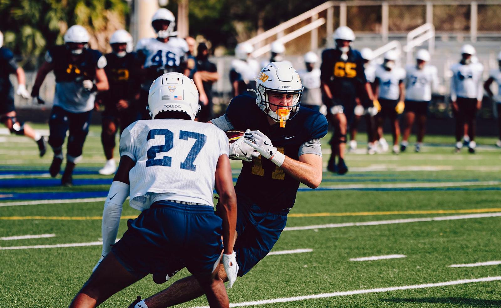 Rockets Complete Final Practice Leading Up to Bowl Battle With ...