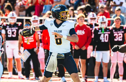 John Alan Richter throwing a pass at Ball State