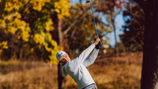 Bence Bertenyi swinging golf club at Dayton