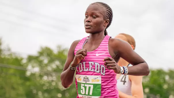 Melody Jebiwot running in the 5000m at the 2026 MAC Outdoor Championships