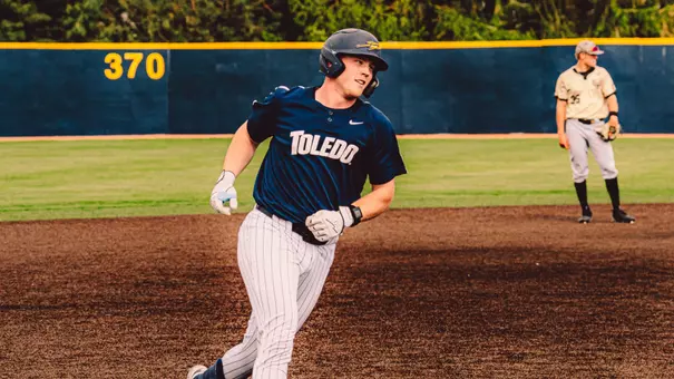 Ty O'Brien rounding third base