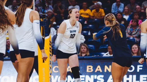 Kayla Ozanich celebrating