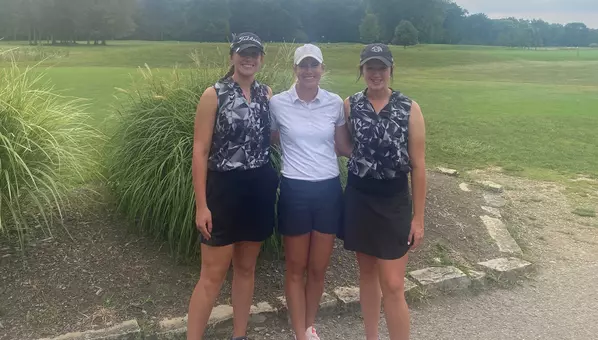Ali Green with sisters Ellie and Clare Yeazell