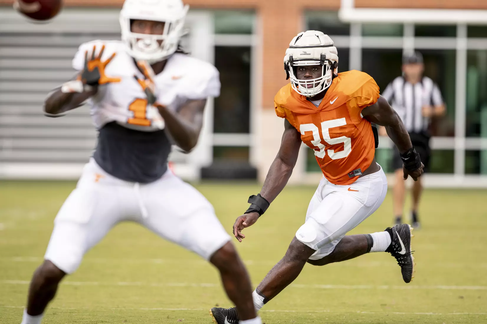 KNOXVILLE, TN - AUGUST 07, 2019 - Linebacker Daniel Bituli #35 of the Tennessee Volunteers during 2019 Fall Training Camp practice on Haslam Field in Knoxville, TN. Photo By Andrew Ferguson/Tennessee Athletics