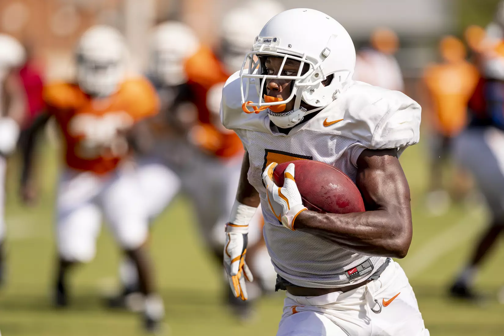 KNOXVILLE, TN - AUGUST 07, 2019 - Wide receiver Josh Palmer #5 of the Tennessee Volunteers during 2019 Fall Training Camp practice on Haslam Field in Knoxville, TN. Photo By Andrew Ferguson/Tennessee Athletics