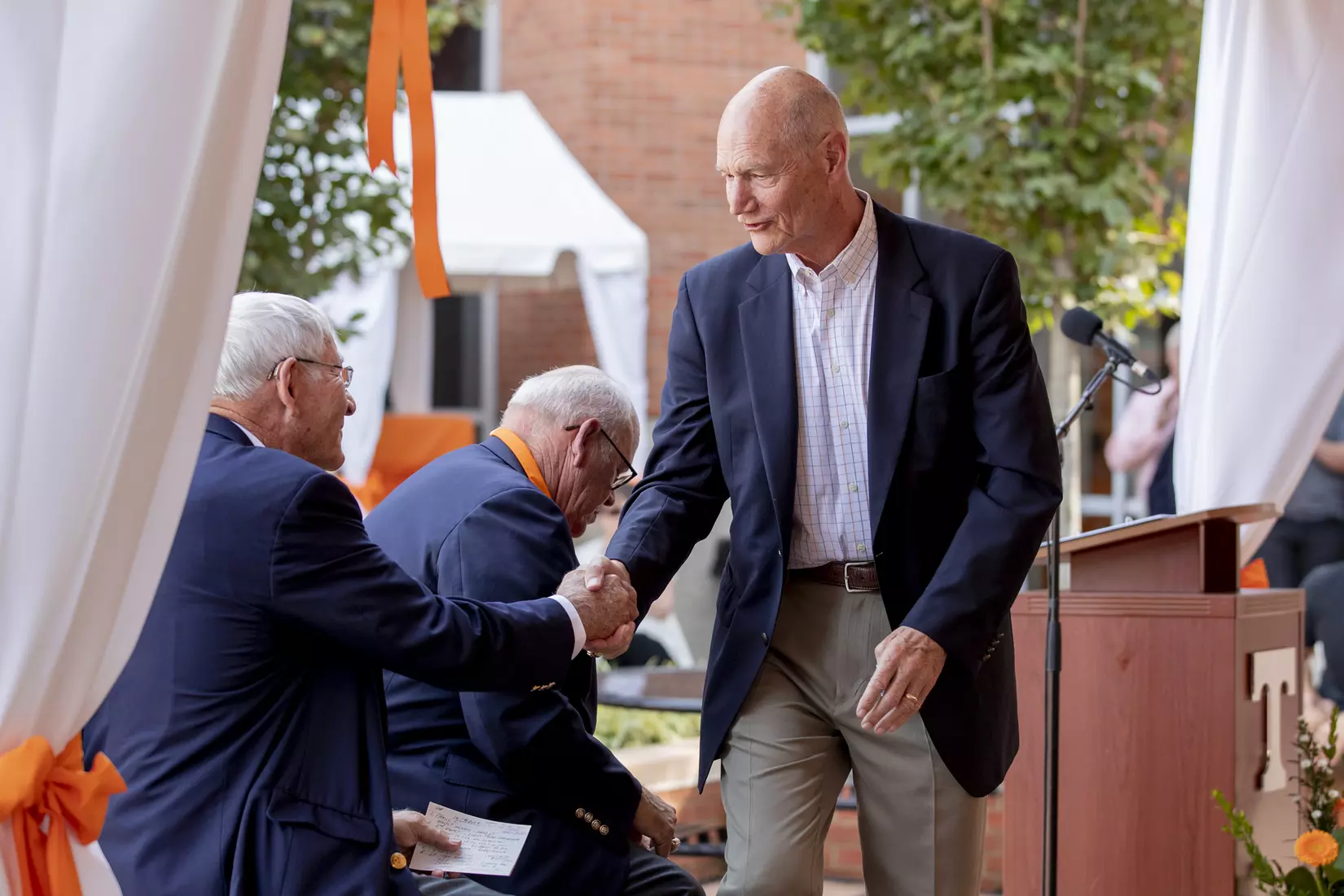 KNOXVILLE, TN - OCTOBER 04, 2019 - Doug Dickey and VFL Bob Johnson during the Doug Dickey Hall of Fame Plaza dedication in Knoxville, TN. Photo By Andrew Ferguson/Tennessee Athletics