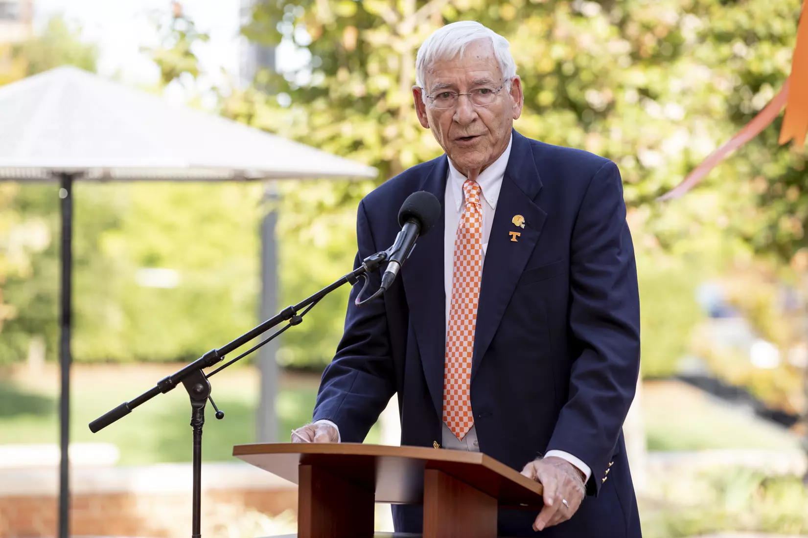 KNOXVILLE, TN - OCTOBER 04, 2019 - Doug Dickey during the Doug Dickey Hall of Fame Plaza dedication in Knoxville, TN. Photo By Andrew Ferguson/Tennessee Athletics