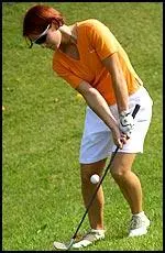 Golda Johansson sits just two strokes off the lead.