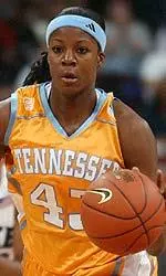 Shyra Ely scores 16 points on 7-of-12 shooting.