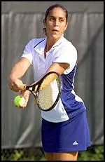 Vilmarie Castellvi won in straight sets 6-2, 6-2