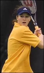 Ashley Robards along with teammate Sabita Maharaj made it to the doubles finals.