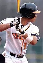 Michael Rivera scored four runs with a solo home run in game two as Tennessee won 17-1.