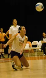 Chloe Goldman Competing In Volleyball