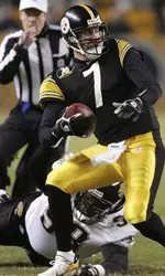 John Henderson NFL Action Shot