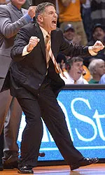 Pearl Yelling Courtside