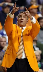 Bruce Pearl Pointing During Game