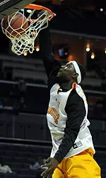 Crews Performing A Layup