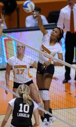 UT senior Farren Powe