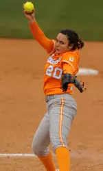 Sophomore Pitcher Ivy Renfroe
