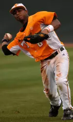 UT senior Khayyan Norfork