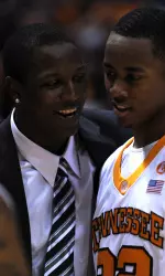 Emmanuel Negedu with Scotty Hopson