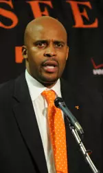 <b><i>Reese, Edwards join head coach Cuonzo Martin's second signing class at Tennessee</i></b>