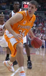 Former Vol Ryan Childress (2005-09)