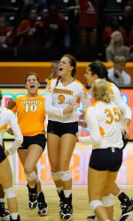 Tennessee defeats Georgia to open conference play